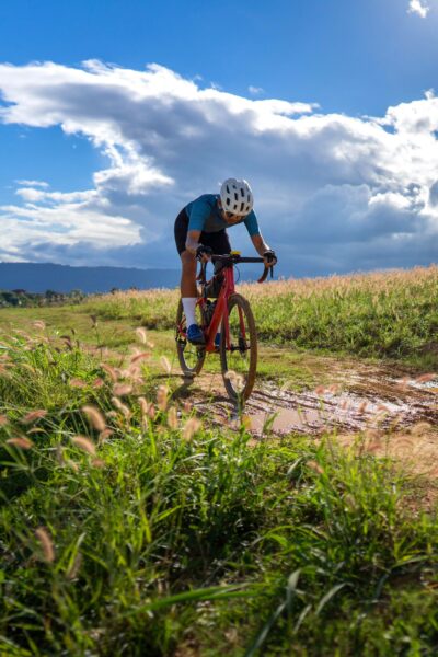 © Adobe stock - achat CCVOO gravel-vélo-oot-webportait
